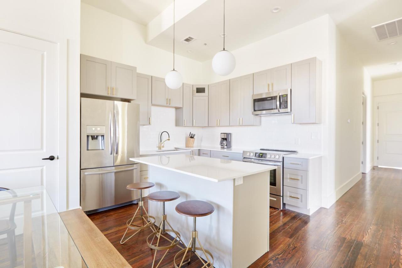 Sonder The Irish House Aparthotel New Orleans Bagian luar foto