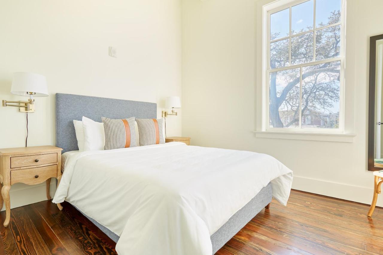 Sonder The Irish House Aparthotel New Orleans Bagian luar foto